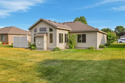 Exterior - 4122 Dublin Dr, Saint Cloud, MN 56301 photo 3 of 6