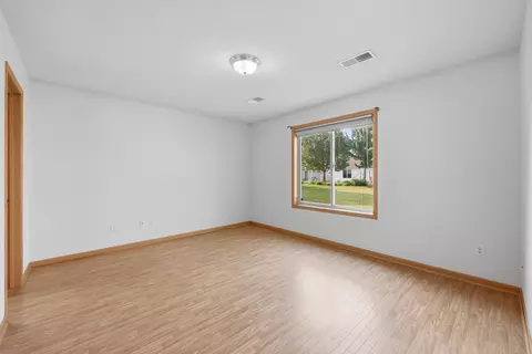 Bedroom - 4122 Dublin Dr, Saint Cloud, MN 56301 photo 1 of 3