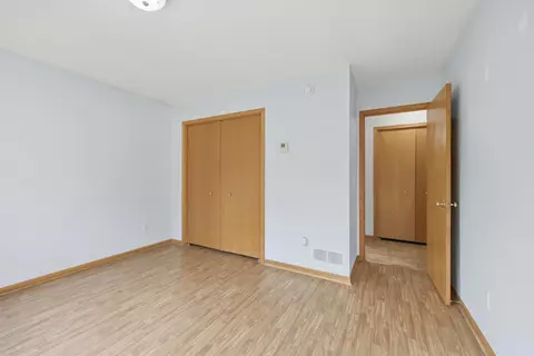Bedroom - 4122 Dublin Dr, Saint Cloud, MN 56301 photo 2 of 3