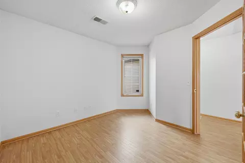 Bedroom - 4122 Dublin Dr, Saint Cloud, MN 56301 photo 3 of 3