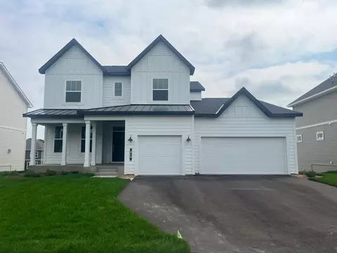 914 Big Woods Dr, Delano, MN 55328