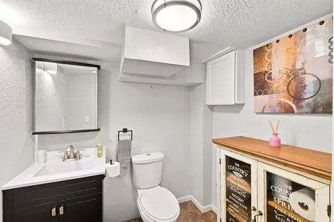 Bath - 906 Scribner St, Spooner, WI 54801 photo 1 of 2