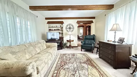 Living - 829 3rd Ave, Madison, MN 56256 photo 3 of 4