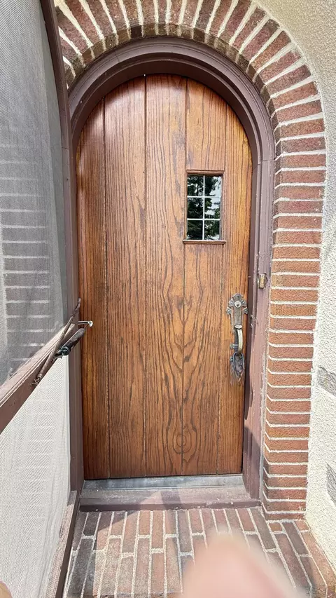 Entry Way - 829 3rd Ave, Madison, MN 56256 photo 1 of 10