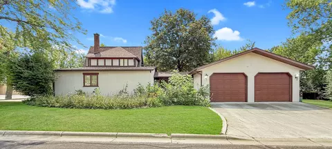 Exterior - 829 3rd Ave, Madison, MN 56256 photo 5 of 11