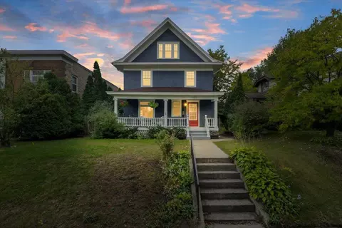 1122 Ashland Ave, Saint Paul, MN 55104
