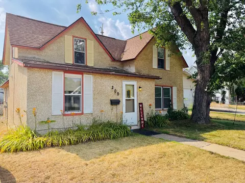 Exterior - 205 1st Ave NE, Brainerd, MN 56401 photo 1 of 2