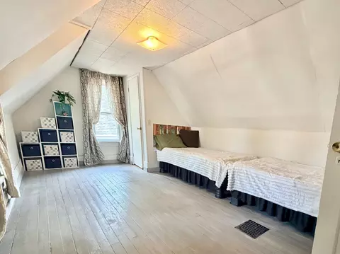 Bedroom - 205 1st Ave NE, Brainerd, MN 56401 photo 2 of 7