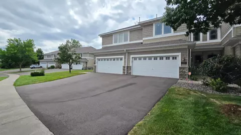 4989 Archer Ln N, Plymouth, MN 55446