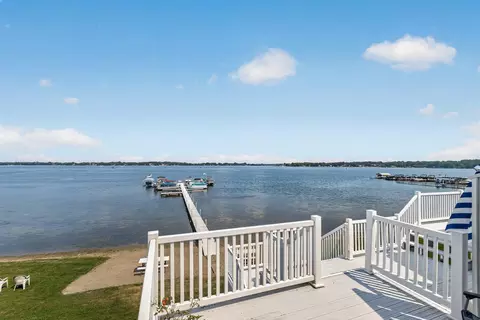 161 1st St NE, Forest Lake, MN 55025