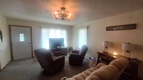Living - 1201 Mountain Ave, Walhalla, ND 58282 photo 1 of 2