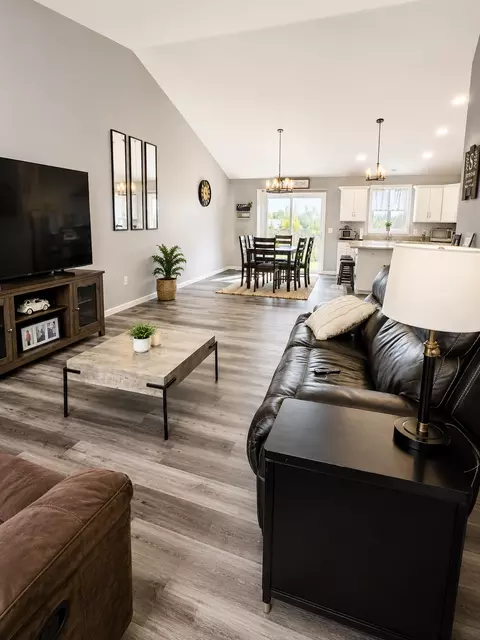 Living - 2615 Ivan Ave NE, Saint Michael, MN 55376 photo 4 of 5