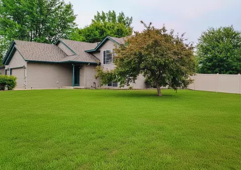 7643 385th St, North Branch, MN 55056