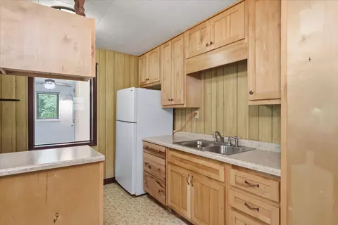 Kitchen - 5192 Lavaque Junction Rd, Duluth, MN 55811 photo 5 of 5
