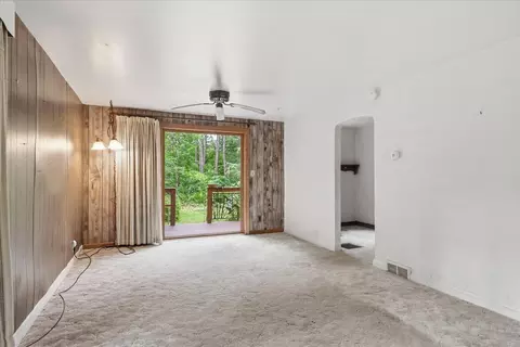 Living - 5192 Lavaque Junction Rd, Duluth, MN 55811 photo 2 of 4