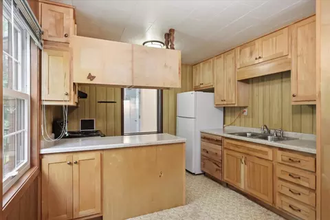 Kitchen - 5192 Lavaque Junction Rd, Duluth, MN 55811 photo 4 of 5