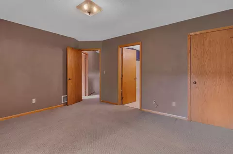 Bedroom - 805 26th Ave SW, Willmar, MN 56201 photo 7 of 11