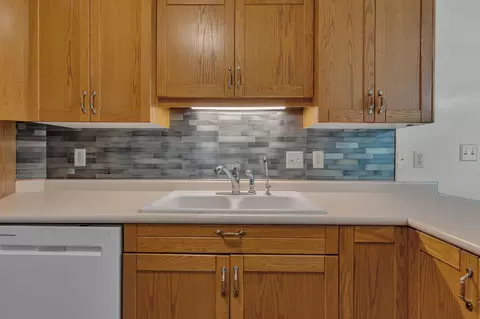 Kitchen - 805 26th Ave SW, Willmar, MN 56201 photo 4 of 5