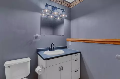 Bath - 805 26th Ave SW, Willmar, MN 56201 photo 3 of 4