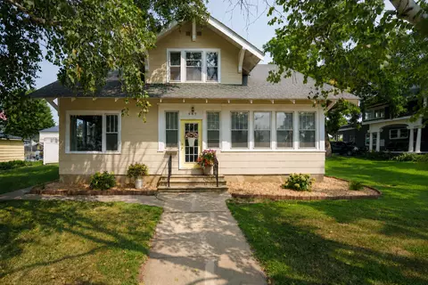 645 S Main St, Zumbrota, MN 55992