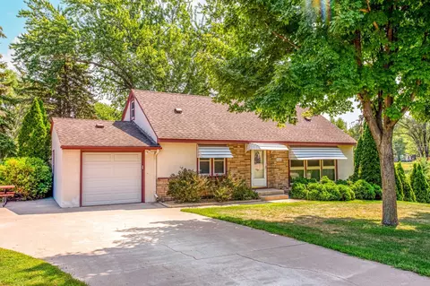9380 Revere Ln N, Maple Grove, MN 55369