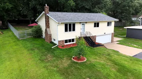 1127 5th St E, Altoona, WI 54720
