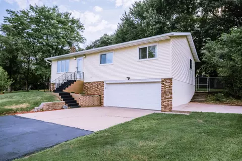 1127 5th St E, Altoona, WI 54720
