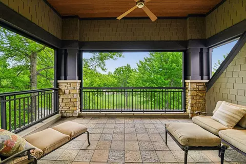 2224 Portico Grn, Wayzata, MN 55391