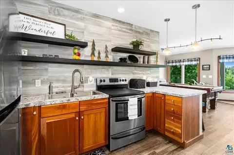 Kitchen - 6906 W Van Rd, Duluth, MN 55803 photo 6 of 6