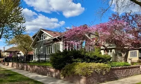 1697 Stanford Ave, Saint Paul, MN 55105