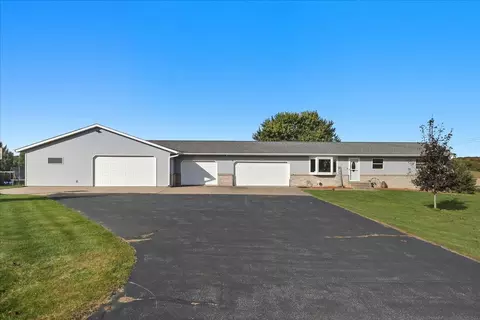 n3689 Pierce County Road C, Ellsworth, WI 54011