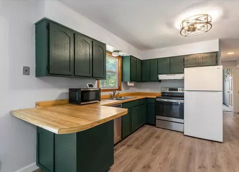 Kitchen - 6380 Excelsior Rd, Baxter, MN 56425 photo 1 of 1