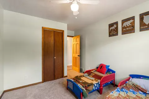 Bedroom - 6380 Excelsior Rd, Baxter, MN 56425 photo 3 of 5