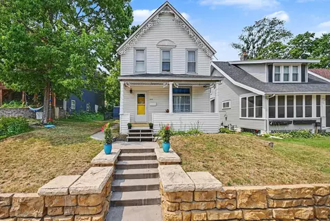 144 3rd Ave S, South Saint Paul, MN 55075