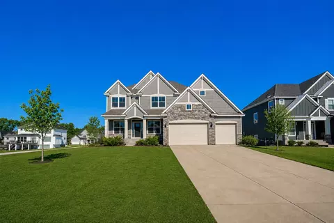 2907 132nd Ct NE, Blaine, MN 55449