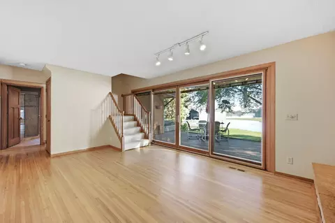 Living - 5525 Timber Ln, Excelsior, MN 55331 photo 1 of 5