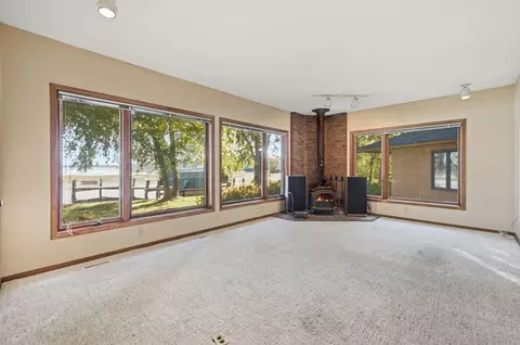 Living - 5525 Timber Ln, Excelsior, MN 55331 photo 2 of 5