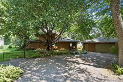 Exterior - 5525 Timber Ln, Excelsior, MN 55331 photo 1 of 9