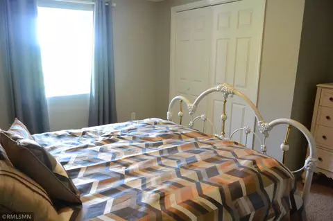 Bedroom - 18759 Csah 14, Darwin, MN 55324 photo 8 of 10
