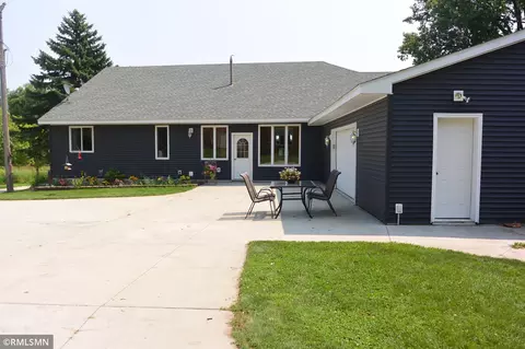 Exterior - 18759 Csah 14, Darwin, MN 55324 photo 3 of 14