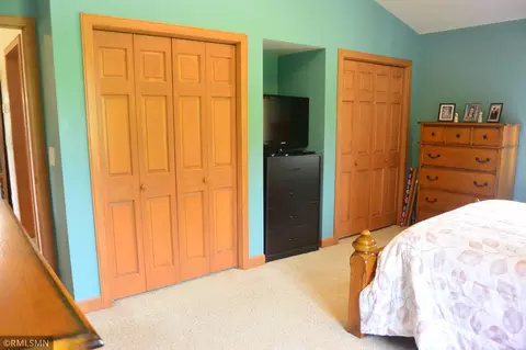 Bedroom - 18759 Csah 14, Darwin, MN 55324 photo 2 of 10