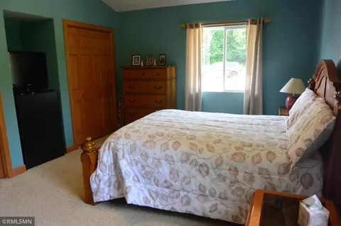 Bedroom - 18759 Csah 14, Darwin, MN 55324 photo 1 of 10