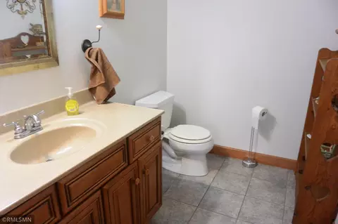Bath - 18759 Csah 14, Darwin, MN 55324 photo 7 of 7
