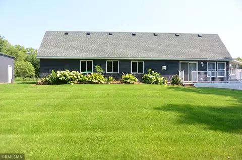 Exterior - 18759 Csah 14, Darwin, MN 55324 photo 4 of 14