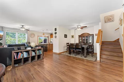 14338 Brookmere Blvd NW, Prior Lake, MN 55372