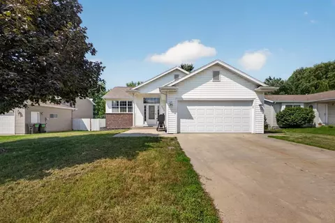 2025 23rd Ln SE, Rochester, MN 55904