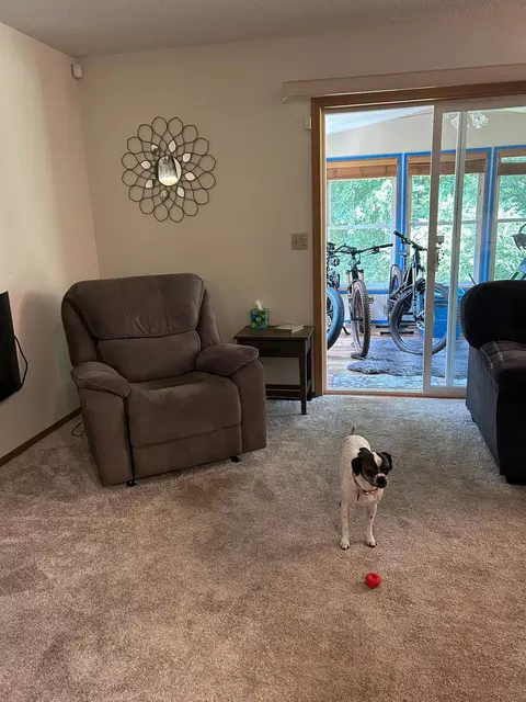 Living - 2220 Spruce Dr #1, Brainerd, MN 56401 photo 2 of 3