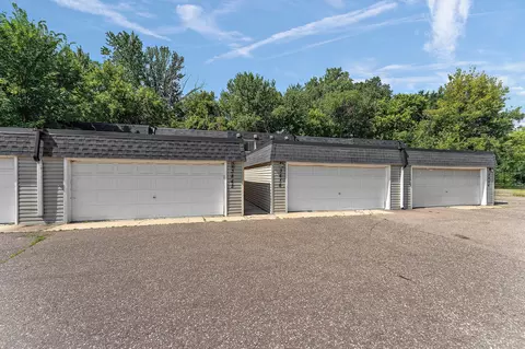 3838 Craig Way, Inver Grove Heights, MN 55076