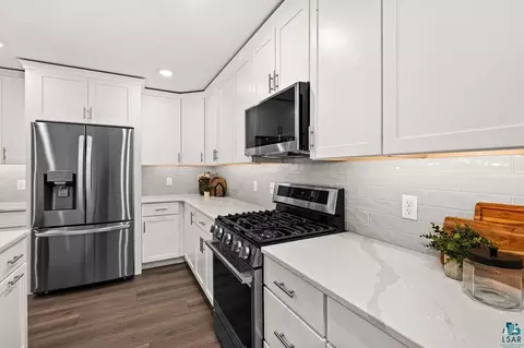 Kitchen - 3971 Haines Rd, Hermantown, MN 55811 photo 2 of 5