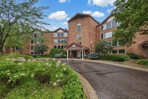 1021 Sibley Memorial Hwy #204, Mendota Heights, MN 55118
